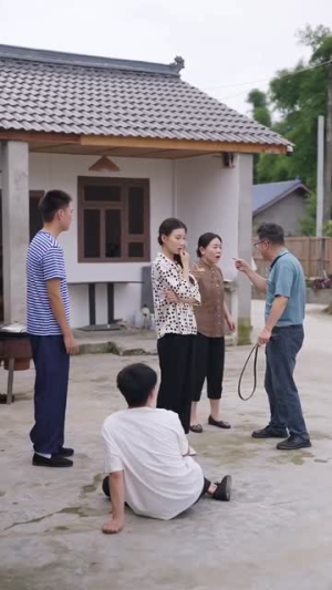 重生后我让全家跪地求饶（33集）三刷短剧