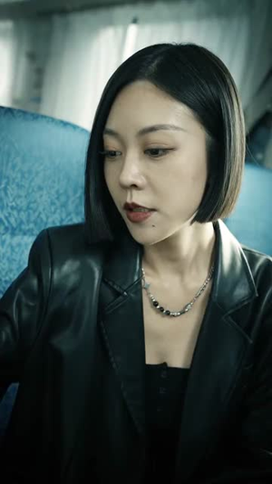 列车逃杀:我能推算未来(69集) 列车逃杀:我能推算未来(69集)大叔短剧