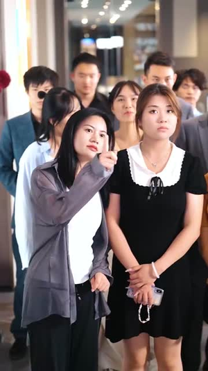 裁员后我开发了黑神话(34集) 裁员后我开发了黑神话(34集)泪奔了