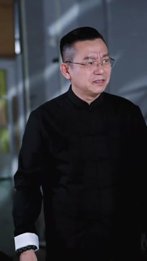 她的桃花运只有2小时(90集) 她的桃花运只有2小时(90集)太乐了