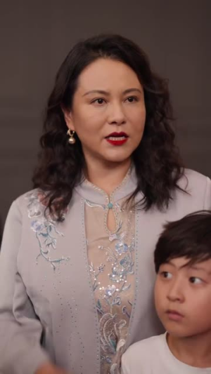 隔辈亲之千亿萌孙来报恩(59集) 隔辈亲之千亿萌孙来报恩(59集)太史诗
