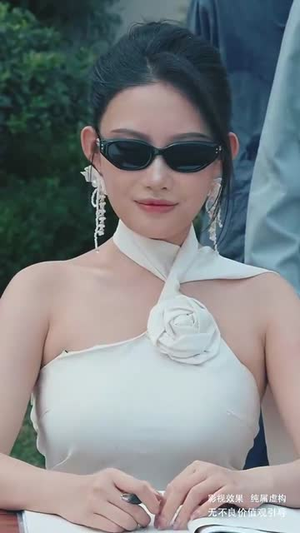 冰山美女总裁的丐王保镖(73集) 冰山美女总裁的丐王保镖(73集)事业型女主